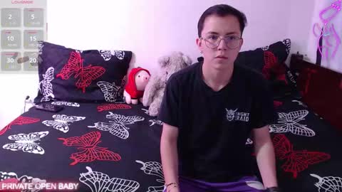 Snapshot of tina_n_charlie chatting on October 23, 11:53 am Tina N Charlie online show from October 23, 11:53 am