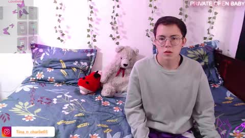 Snapshot of tina_n_charlie chatting on November 8, 1:44 pm Tina N Charlie online show from November 8, 1:44 pm