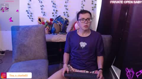 Snapshot of tina_n_charlie chatting on November 30, 3:05 pm Tina N Charlie online show from November 30, 3:05 pm