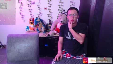 Tina N Charlie online show from February 8, 3:04 pm