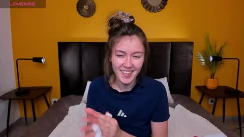 Snapshot of tina_porter chatting on November 22, 1:26 am Tina online show from November 22, 1:26 am