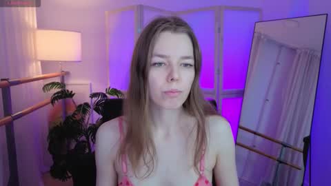 tina_tayllor__ online show from February 26, 5:34 pm