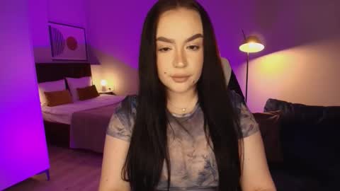 hi im curvy babyface girlie Tina online show from February 23, 8:01 am