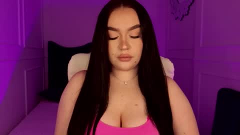 hi im curvy babyface girlie Tina online show from March 18, 8:06 am