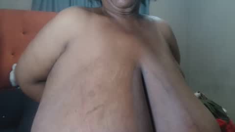 tinagiant online show from May 7, 4:01 pm