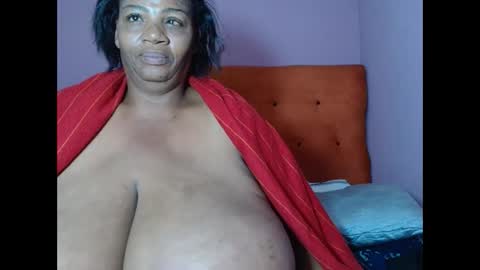 tinagiant online show from June 9, 7:36 pm