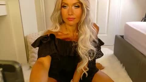 Snapshot of tinkerbell822 chatting on May 29, 7:28 am tinkerbell822 online show from May 29, 7:28 am