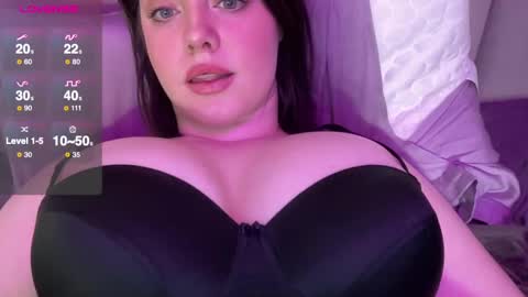 Polly online show from February 19, 10:45 am