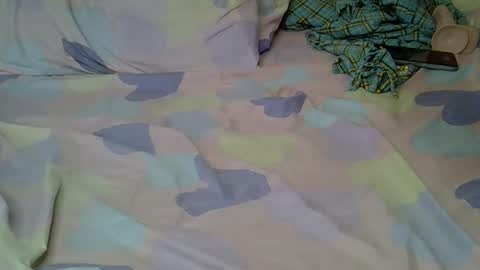 tinny_hub online show from November 29, 2:20 pm