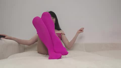 MissMagicLegs online show from March 2, 9:42 am