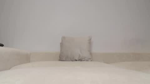 MissMagicLegs online show from March 7, 7:19 am