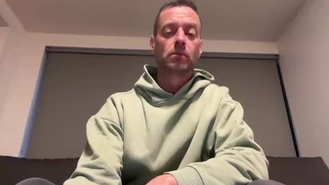 Snapshot of tinusts78 chatting on February 15, 6:43 am tinus online show from February 15, 6:43 am