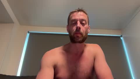 Snapshot of tinusts78 chatting on March 22, 8:07 am tinus online show from March 22, 8:07 am