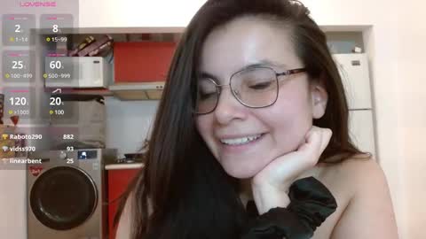 Tiny Caroline online show from March 6, 4:41 am