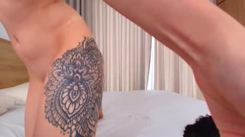 Snapshot of tiny_cute chatting on February 16, 5:48 am Lia online show from February 16, 5:48 am