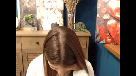 Snapshot of tiny_felicity chatting on November 20, 7:41 am Gloria online show from November 20, 7:41 am