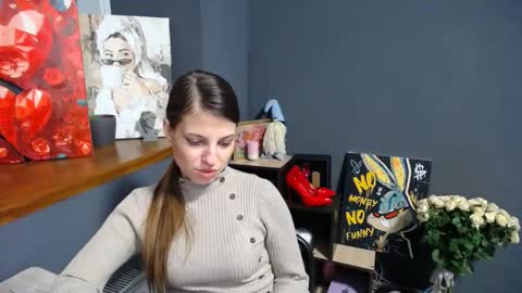 Snapshot of tiny_felicity chatting on December 4, 7:39 am Gloria online show from December 4, 7:39 am