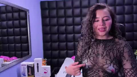 tiny online show from September 28, 3:34 am