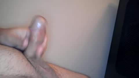 Snapshot of tinyd46 chatting on January 7, 1:08 am tinyd46 online show from January 7, 1:08 am