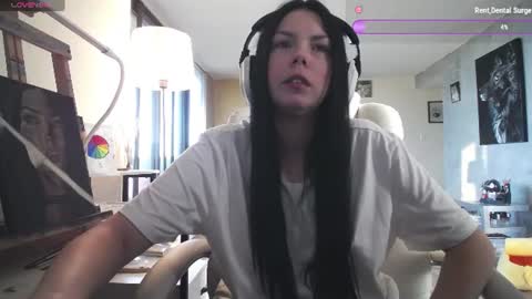 stage Kylie Sinner  brand CLITBAIT online show from July 24, 9:40 am