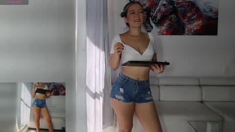 Miss Natty  online show from April 30, 2:12 pm