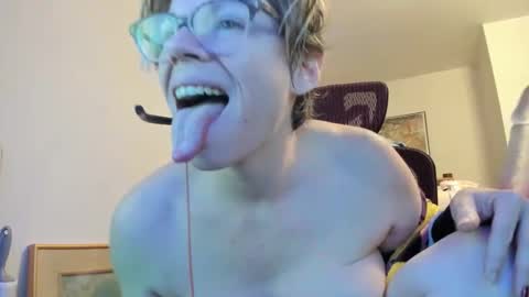 tinytina0069 online show from December 19, 1:18 pm