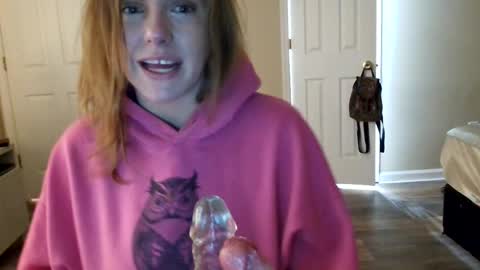 Snapshot of tinywithtiddies chatting on February 11, 5:01 am tinywithtiddies online show from February 11, 5:01 am