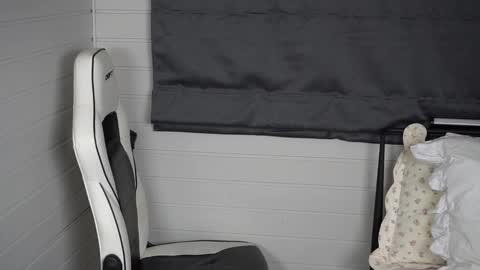 Snapshot of tinyxstar chatting on October 6, 6:27 pm Lili online show from October 6, 6:27 pm