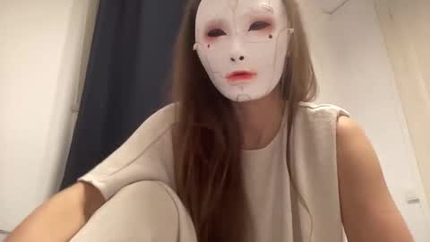 Tinks online show from November 16, 11:10 pm