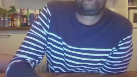 Snapshot of tiptosuckme chatting on August 2, 7:34 pm Tip online show from August 2, 7:34 pm