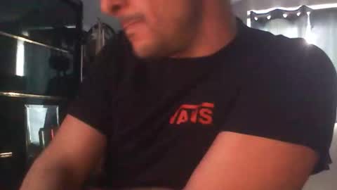 Snapshot of tiqueb40 chatting on March 13, 11:50 am tiqueb40 online show from March 13, 11:50 am