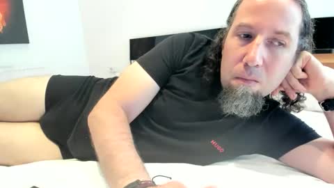 Snapshot of tirolerboy27 chatting on June 8, 1:33 pm Tirolerboy27 online show from June 8, 1:33 pm