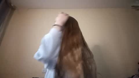 Hi Im Carry 18 years old online show from December 5, 6:44 am