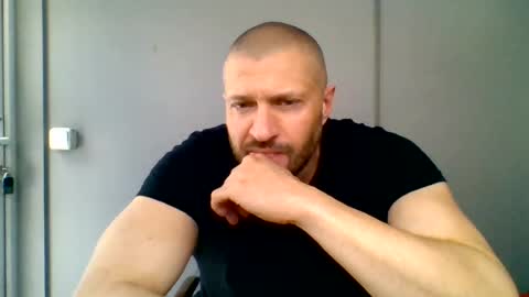Snapshot of titan_heart chatting on June 23, 7:17 am titan_heart online show from June 23, 7:17 am