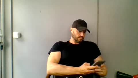 Snapshot of titan_heart chatting on July 5, 6:53 am titan_heart online show from July 5, 6:53 am