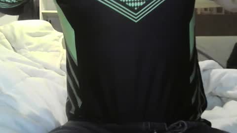 Snapshot of titfred54380 chatting on February 8, 9:56 am frederic online show from February 8, 9:56 am