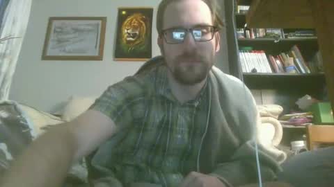 titlovercums online show from February 3, 12:10 pm