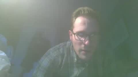 Snapshot of titlovercums chatting on May 5, 10:12 am titlovercums online show from May 5, 10:12 am