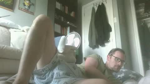 Snapshot of titlovercums chatting on May 17, 10:44 am titlovercums online show from May 17, 10:44 am