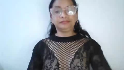 Ester online show from December 9, 11:15 am