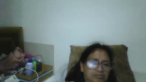 Ester online show from November 19, 2:33 am
