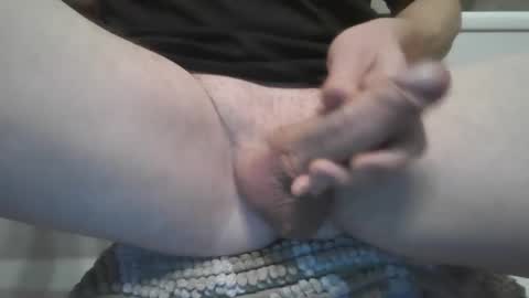 Snapshot of tittyzandbeer chatting on December 4, 10:13 am tittyzandbeer online show from December 4, 10:13 am