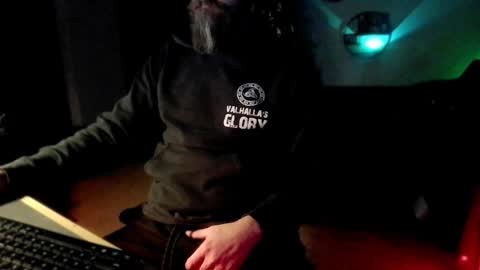 Snapshot of tj_the_man chatting on January 9, 9:48 am TJ online show from January 9, 9:48 am