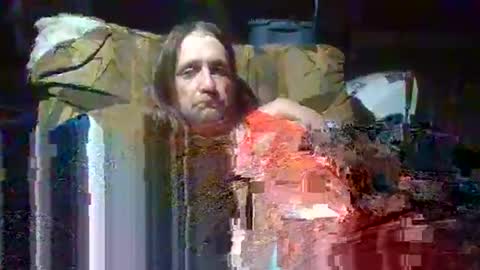 Snapshot of tjj83 chatting on February 17, 5:04 am tjj83 online show from February 17, 5:04 am