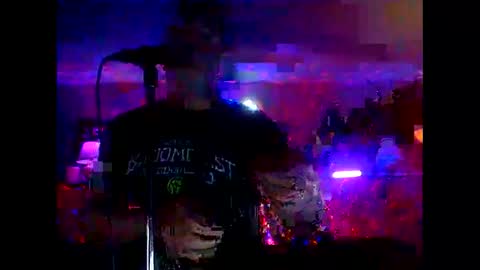 Snapshot of tkthedj chatting on October 18, 1:52 am TK online show from October 18, 1:52 am