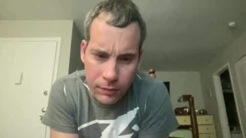 Snapshot of tleigh24 chatting on January 7, 1:28 am tleigh24 online show from January 7, 1:28 am