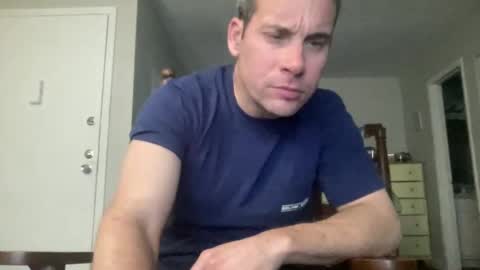 Snapshot of tleigh24 chatting on January 8, 12:49 am tleigh24 online show from January 8, 12:49 am