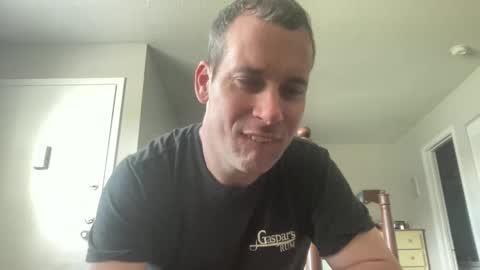 Snapshot of tleigh24 chatting on February 15, 5:50 pm tleigh24 online show from February 15, 5:50 pm