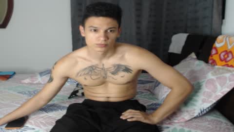 Snapshot of tobicraig chatting on January 15, 3:22 am Andres Independent Model online show from January 15, 3:22 am
