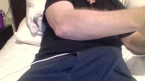 Toby online show from December 3, 9:34 pm